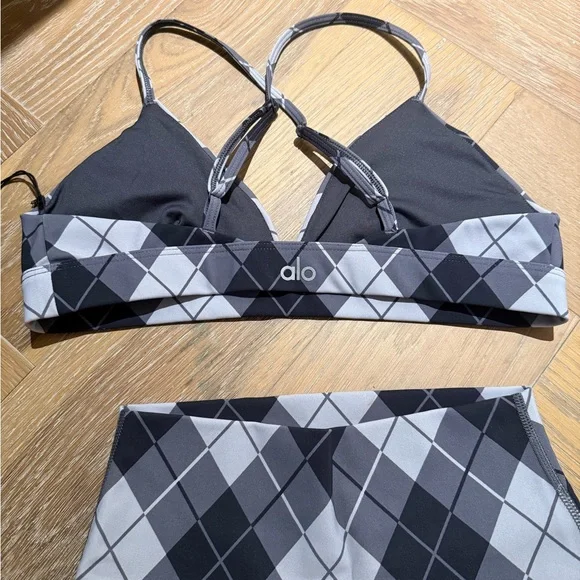 ALO Yoga Black and Gray Sports Bra & Short Set - Picture 6 of 6